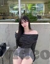 色人妻av-色人妻av，网络文化中的灰色地带与伦理审视